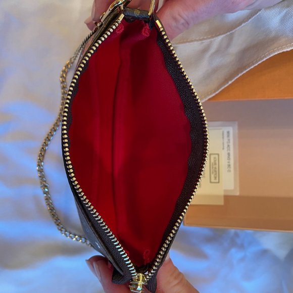 LOUIS VUITTON Monogram Vivienne Mini Pochette Accessoires M69976 - Picture 11 of 12